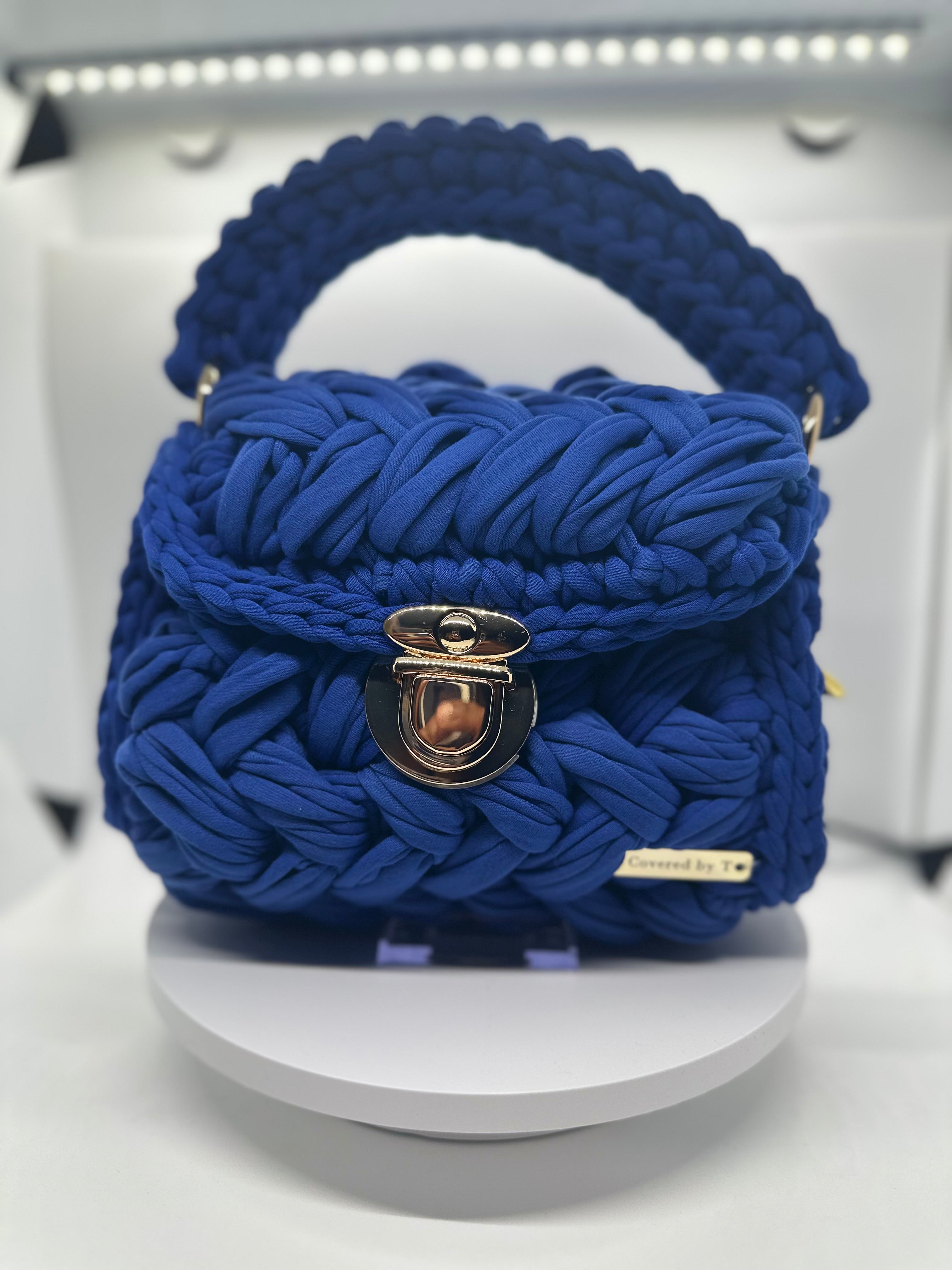 Puff Stitch Crochet Handbag