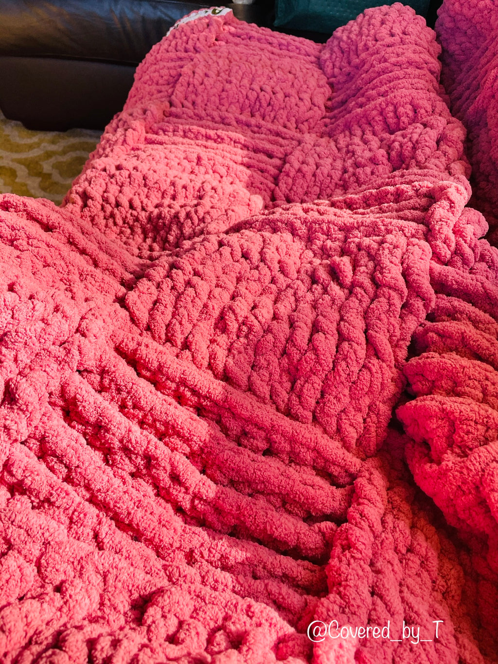 Chunky throw blanket