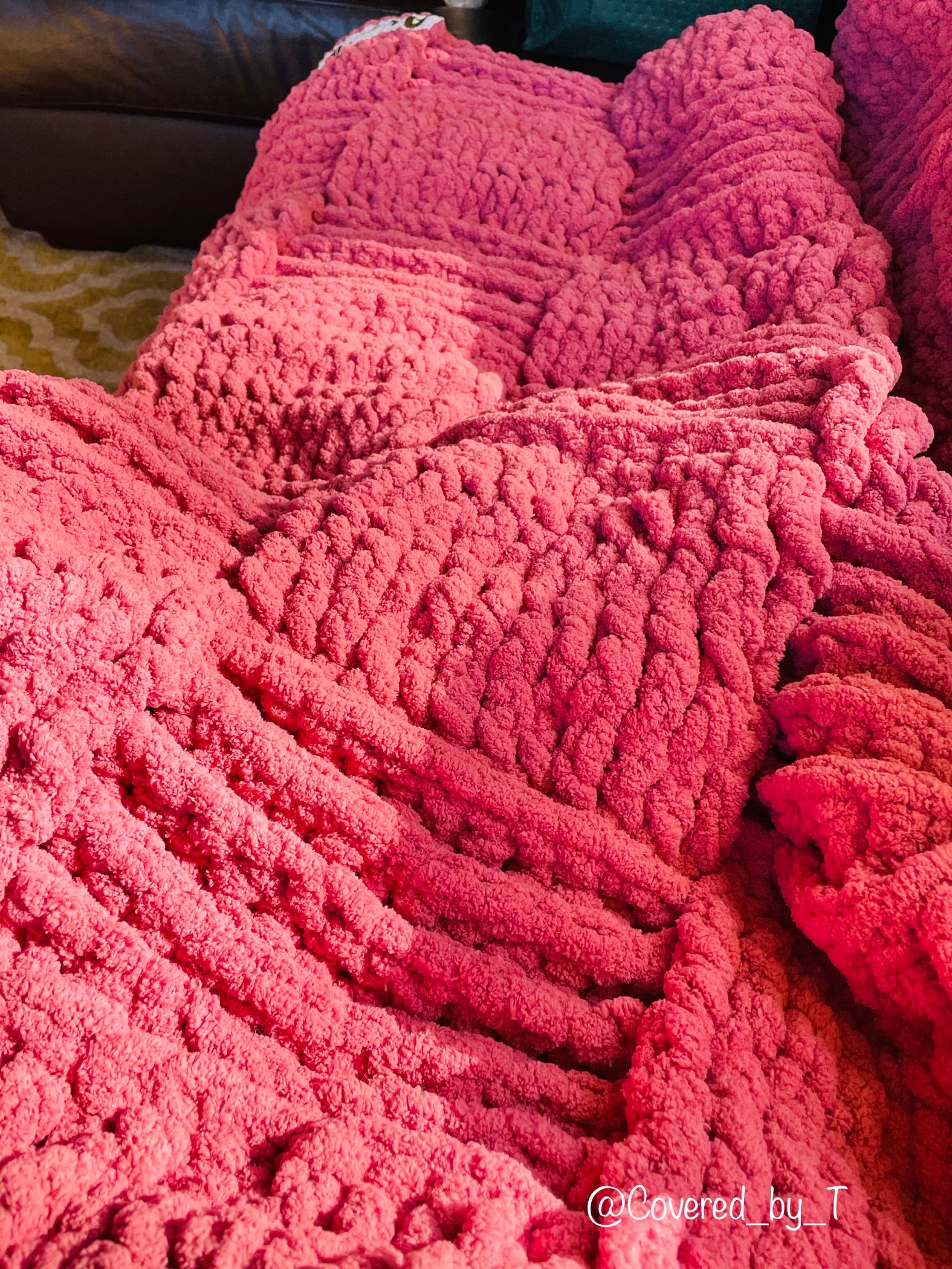 Chunky throw blanket