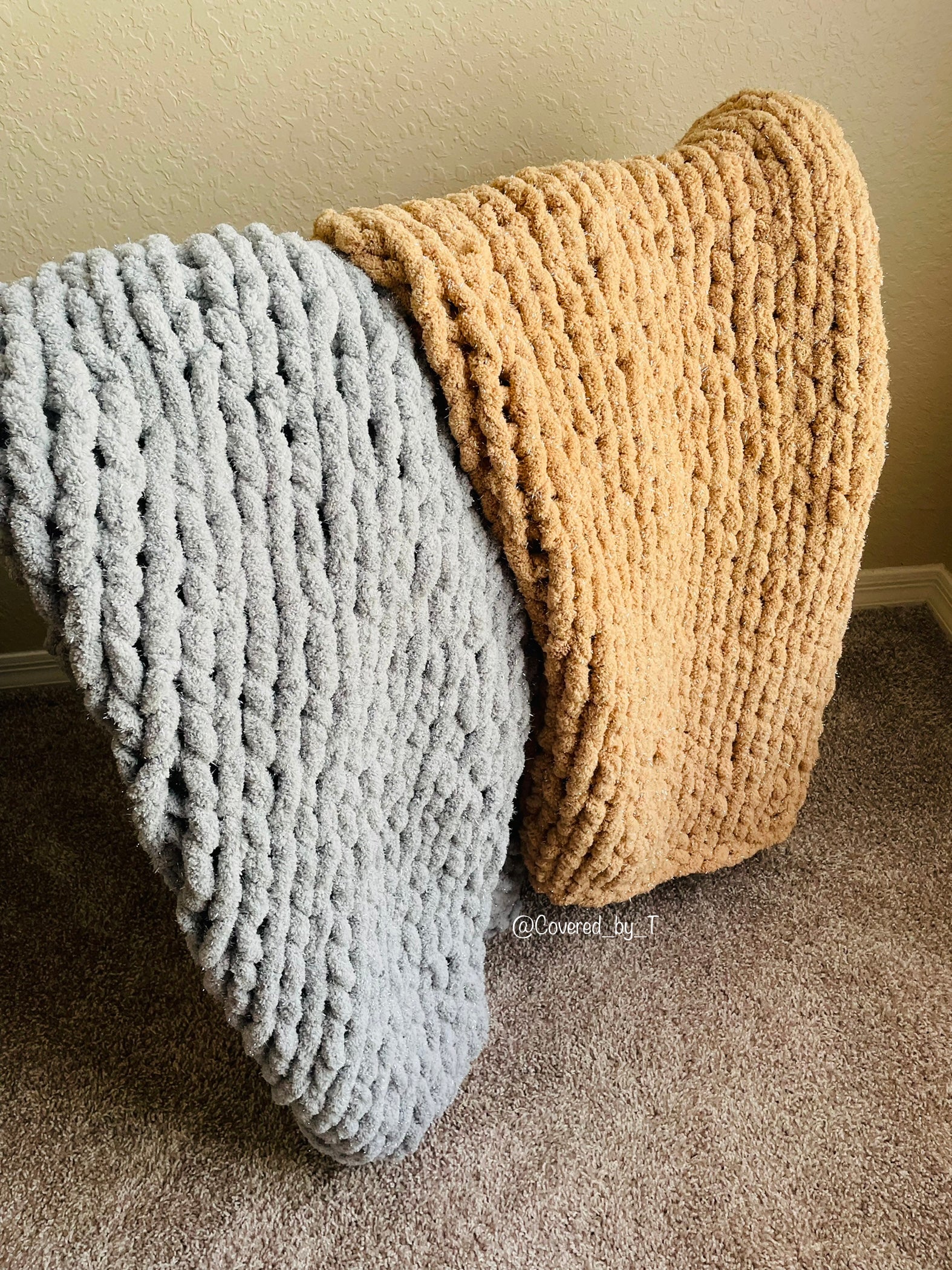 Chunky knit blanket